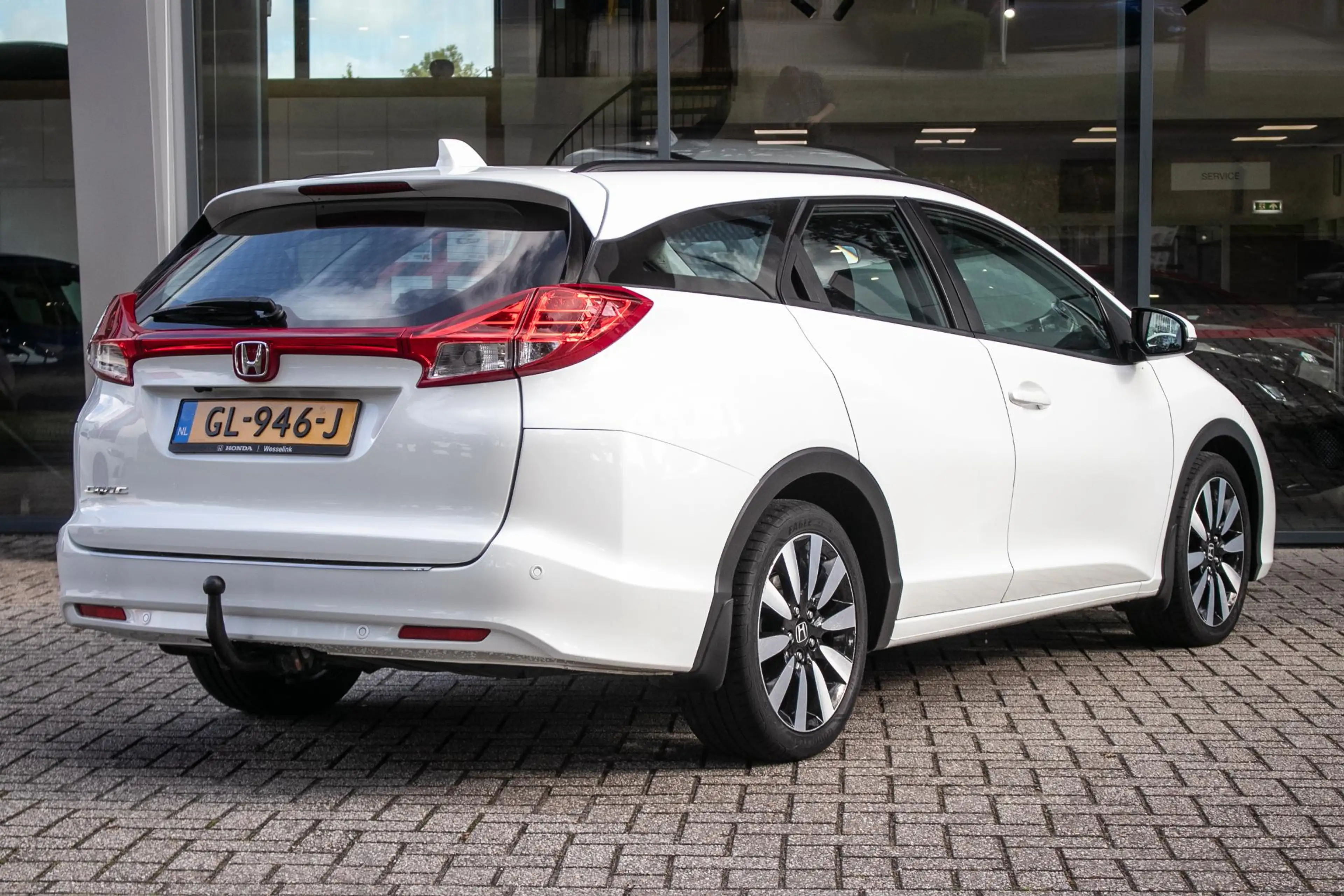 Honda Civic Tourer 1.8 Comfort — photo 3