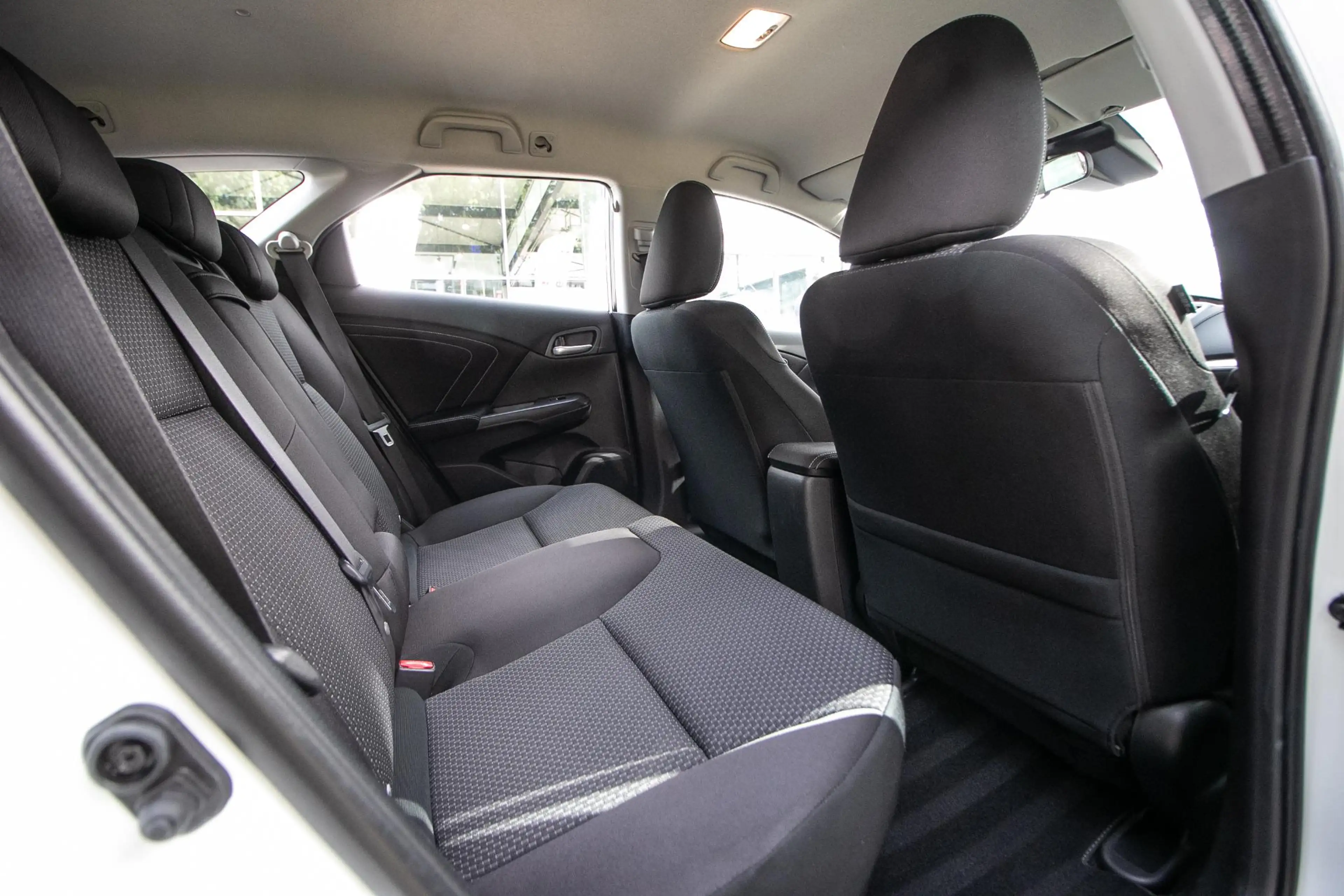 Honda Civic Tourer 1.8 Comfort — photo 7