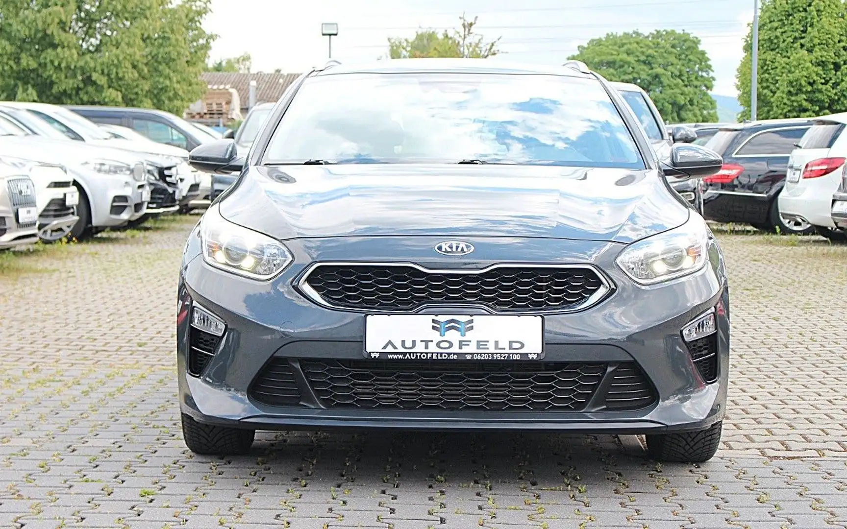 Kia Ceed SW / cee'd SW cee'd SW 1.4 Vision/SHEFT/RCAM/SPURASSIST/SHZ/ Grau - 2