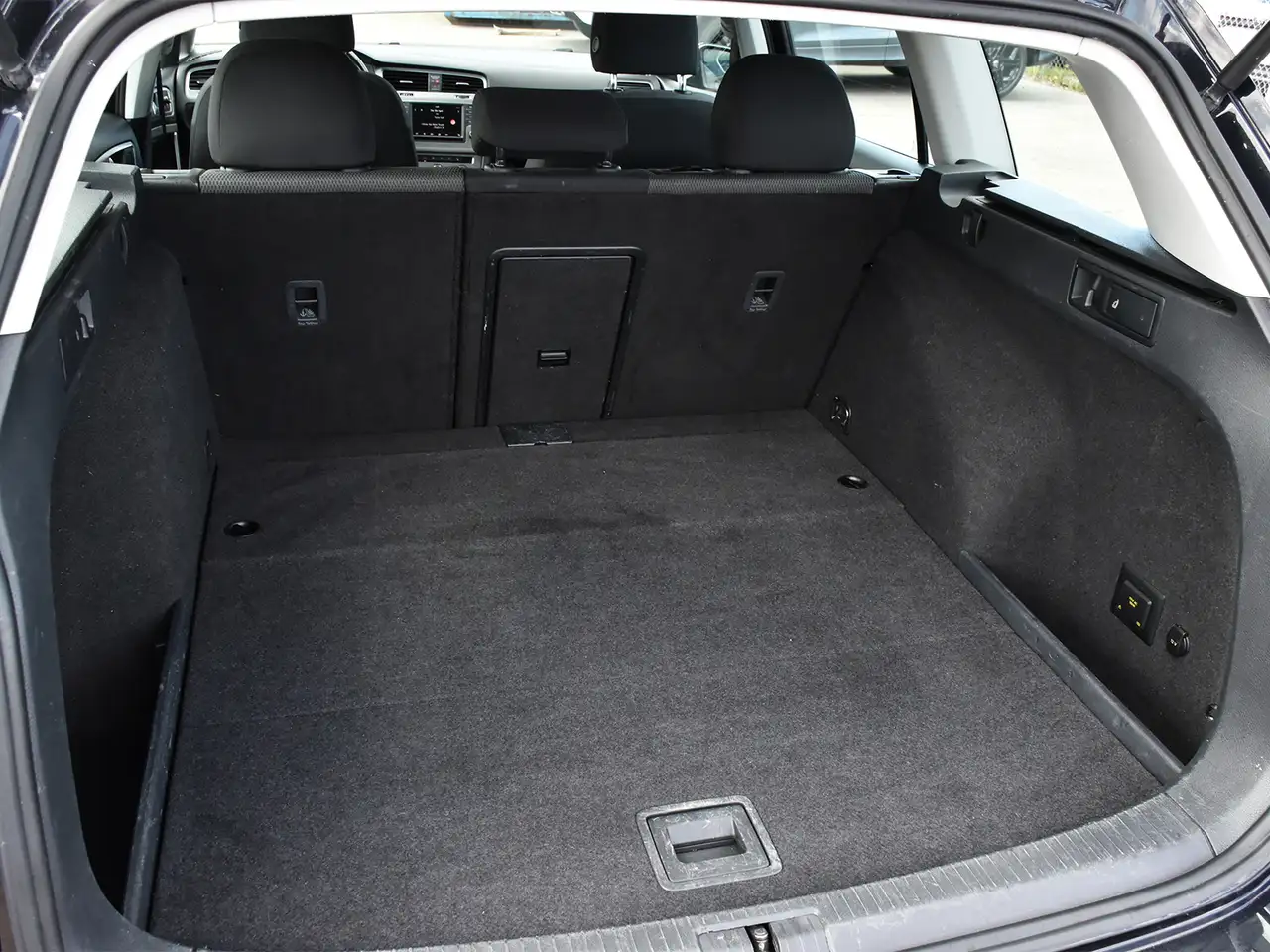 Volkswagen Golf снимка Volkswagen Golf