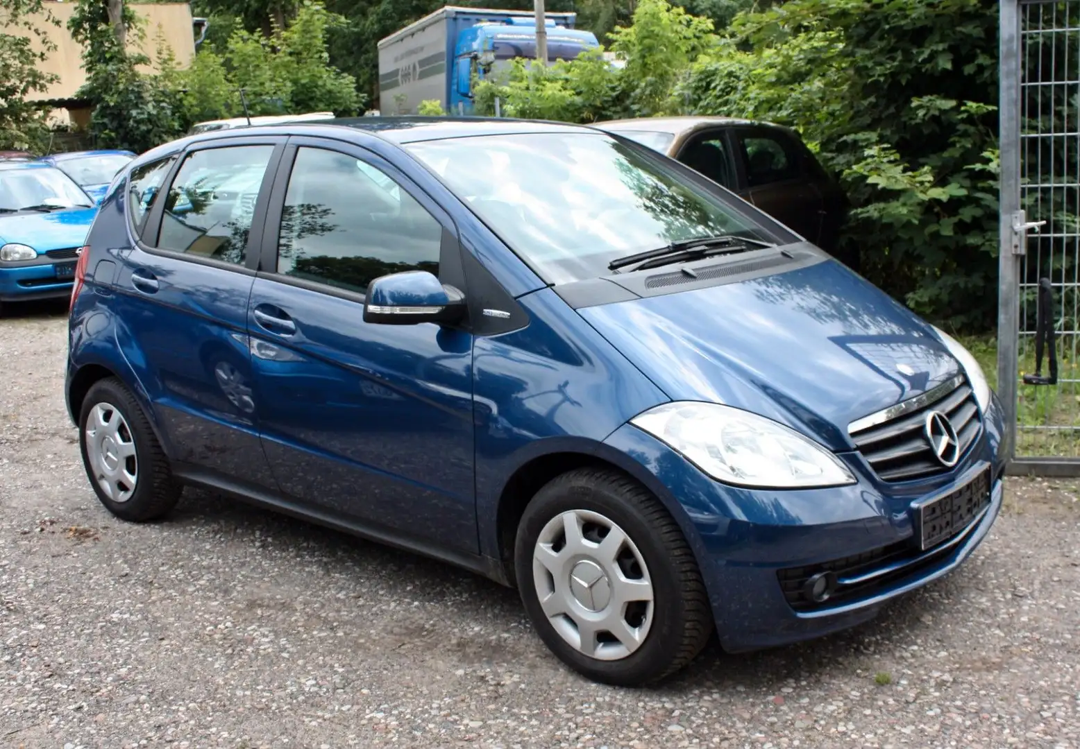 Mercedes-Benz A 180 A -Klasse A 180/TÜV/AU 07/2027 Blau - 1