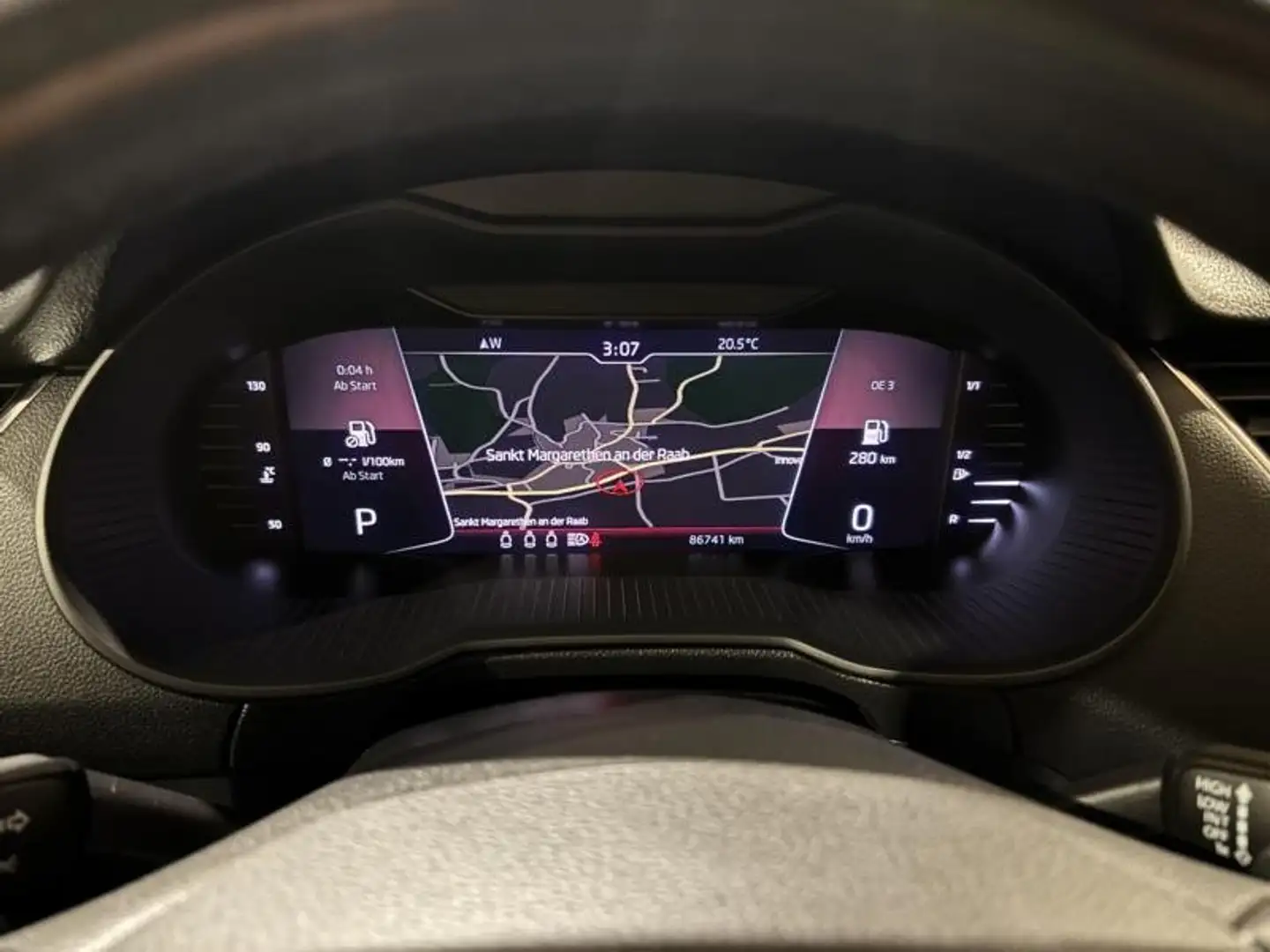 Skoda Octavia LED VIRTUAL COCKPIT XENON PDC TEILLEDERSITZE Gris - 2