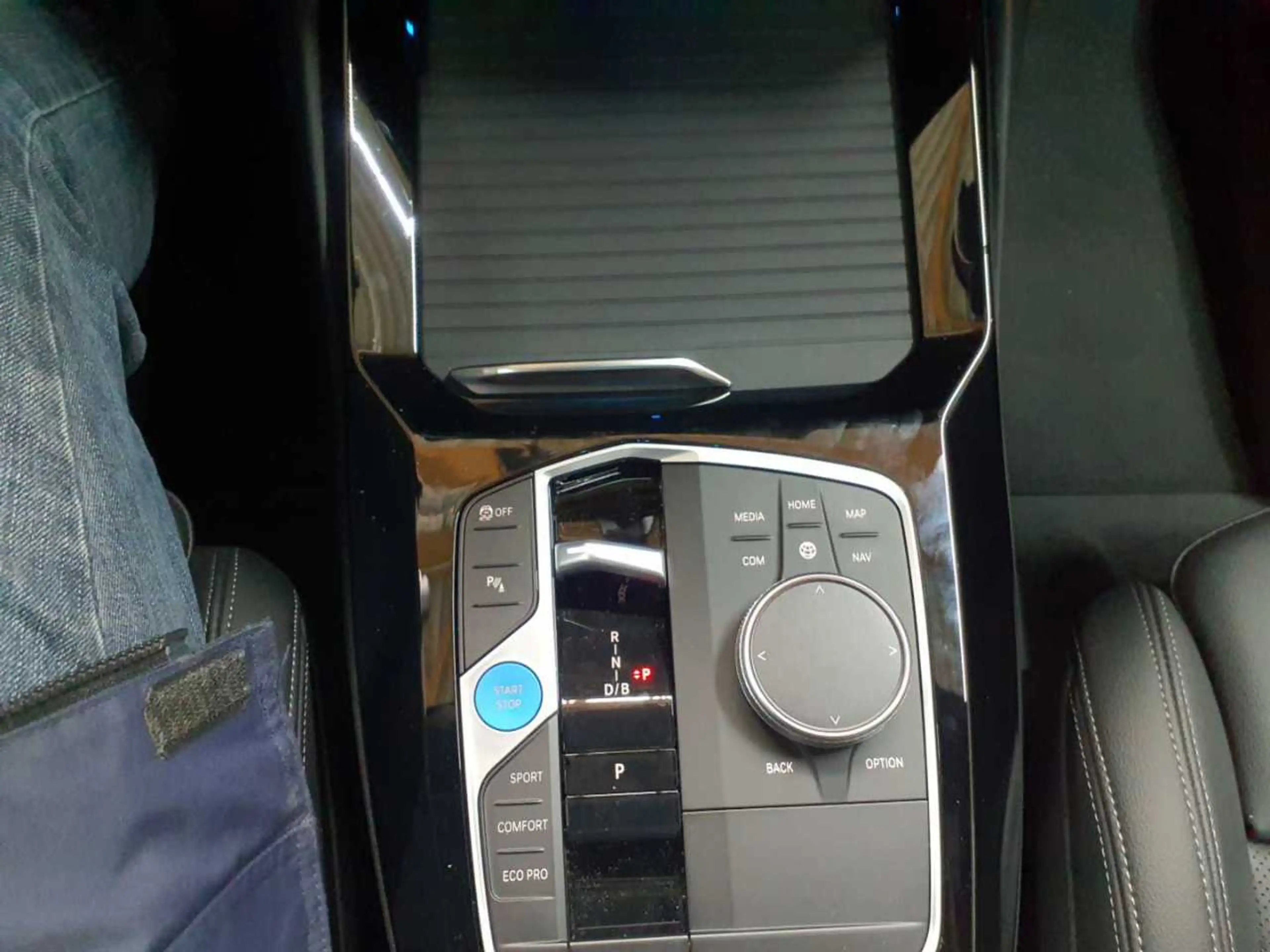 BMW iX3 iX3 Inspiring M Sport Navi Leder SHZ — photo 10