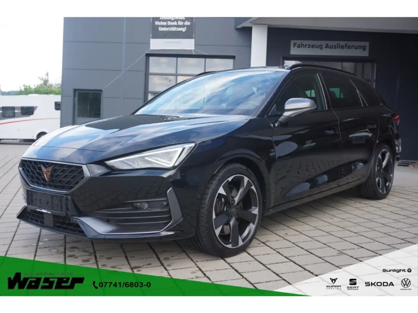 CUPRA Leon Sportstourer 2.0 TSI DSG Pano Beats Navi Matrix Ka Schwarz - 1