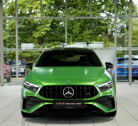 Mercedes-Benz A Class view 3