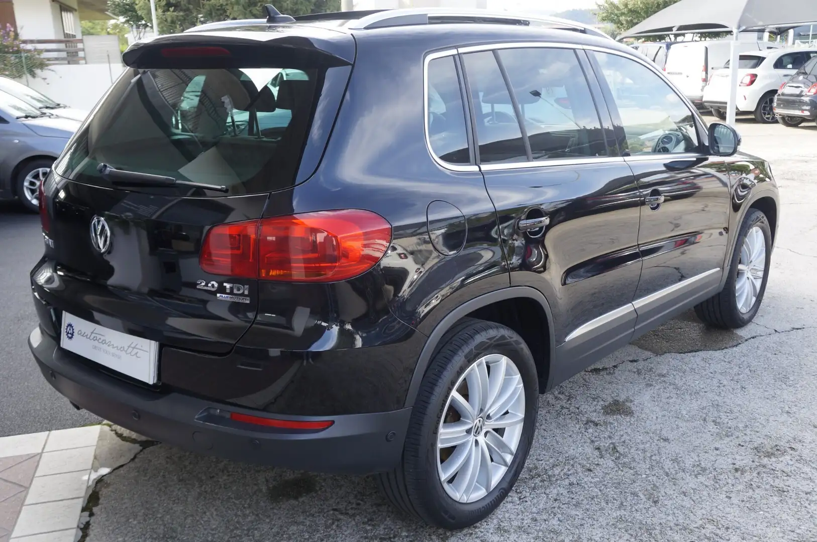Volkswagen Tiguan 2.0 TDI Plus 140 CV Sport & Style BlueMotion Nero - 2