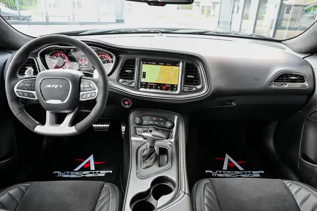 Dodge Challenger view 11