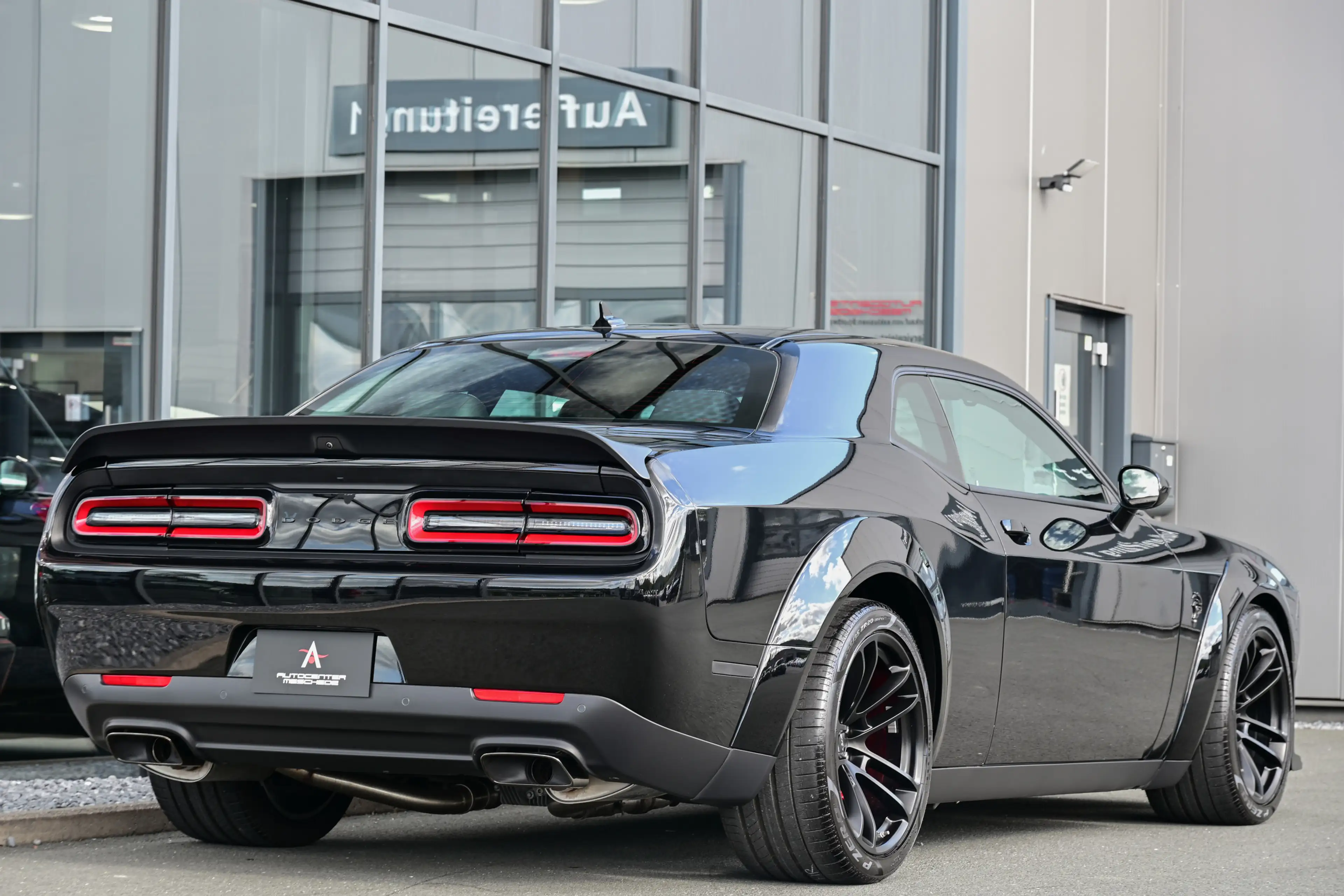 Dodge Challenger SRT Hellcat 6.2 V8 Widebody* 640 km!* — photo 37