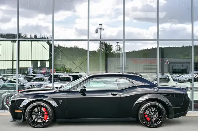Dodge Challenger view 6