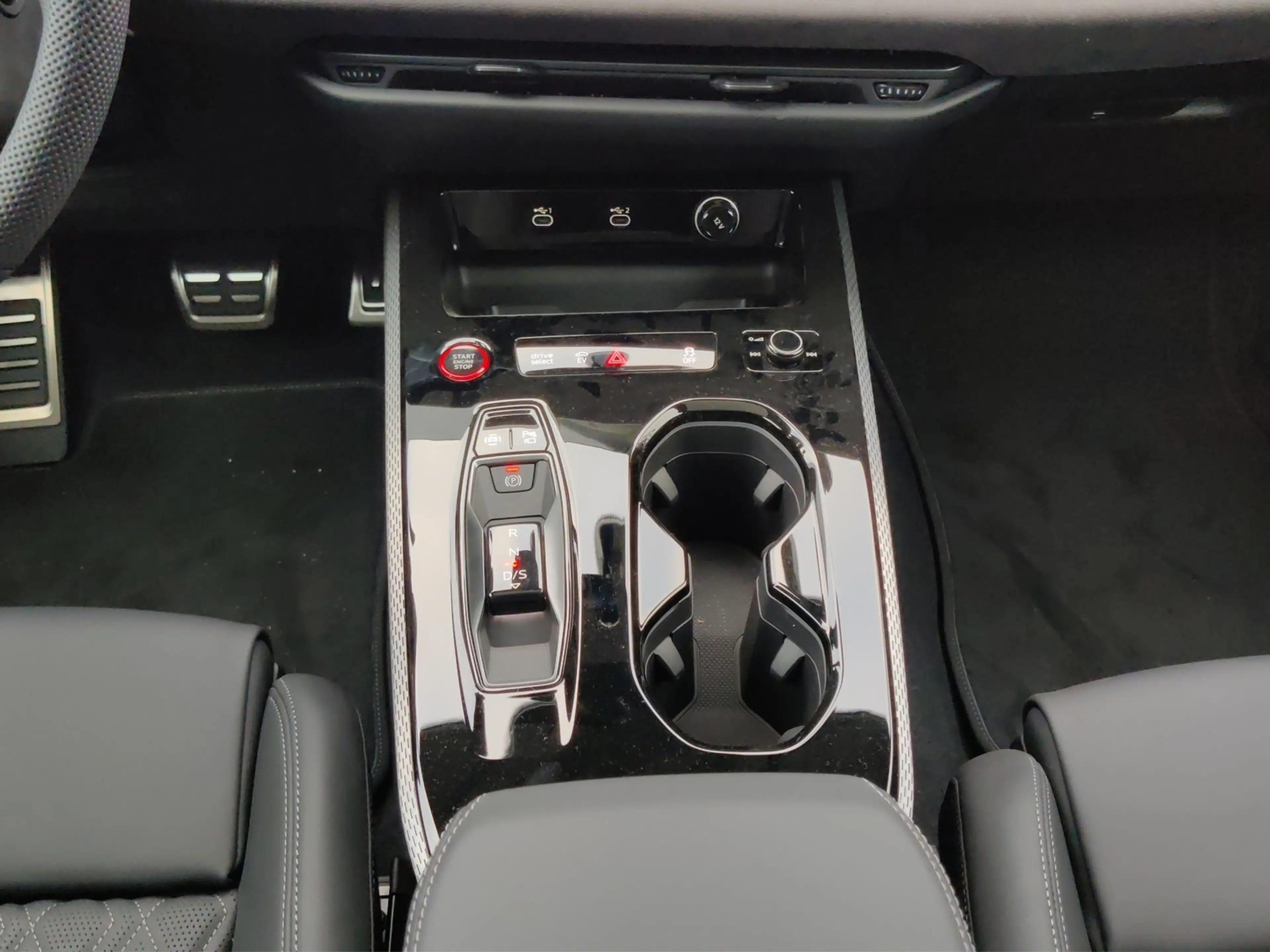 Audi A5 Avant e-hybrid edition one TFSI quattro S tronic — photo 14