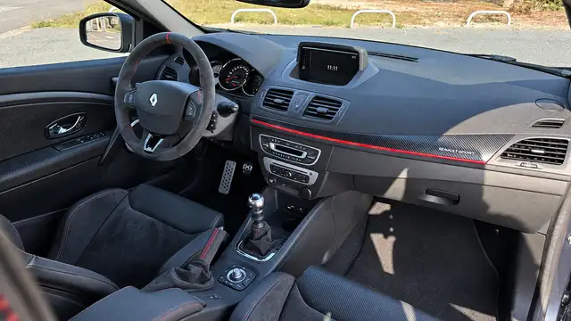 Renault Megane view 10