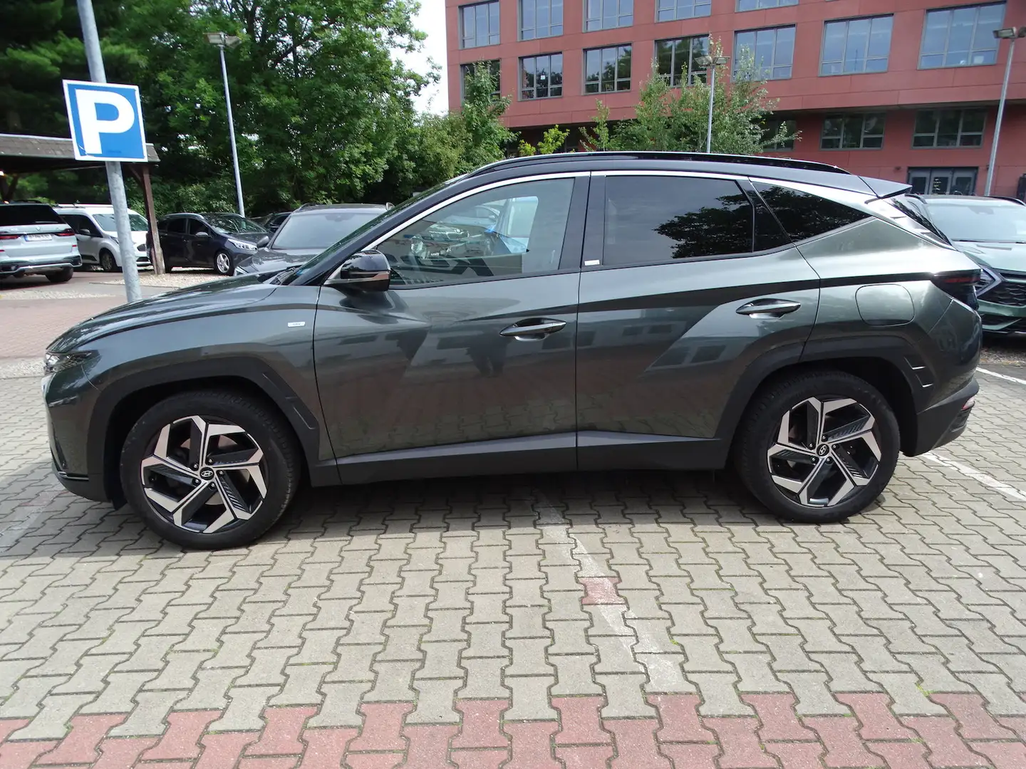 Hyundai TUCSON 1.6 Mild-Hybrid 4WD Automatik , Leder Vert - 2