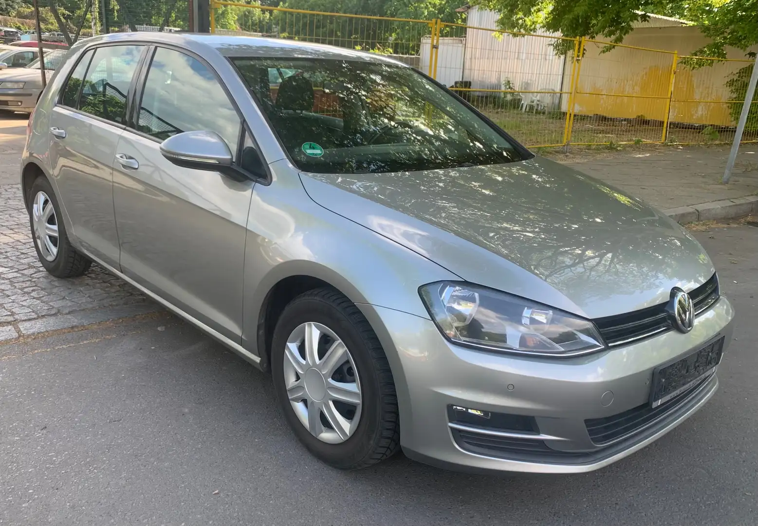 Volkswagen Golf 1.4 TSI BlueMotion Technology Comfortline Argent - 1
