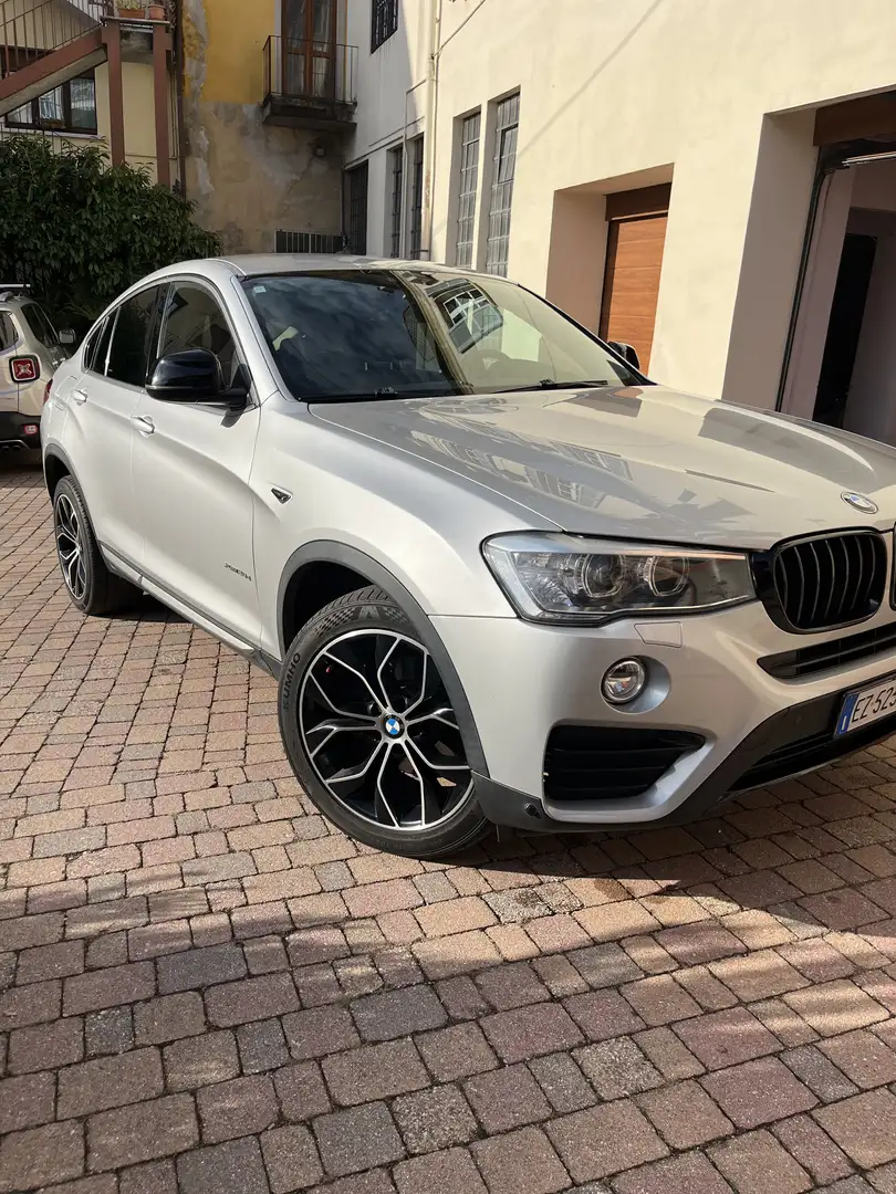 BMW X4 xdrive20d xLine auto - 1