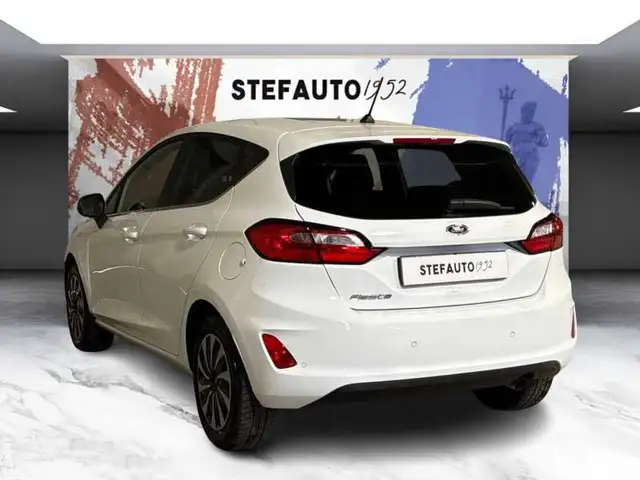 Ford Fiesta view 5