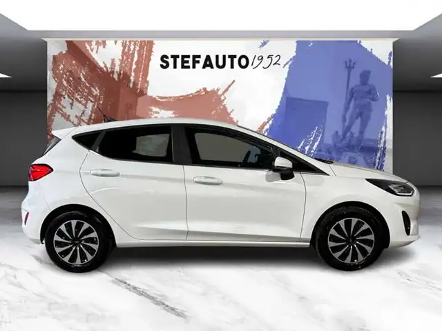 Ford Fiesta view 3