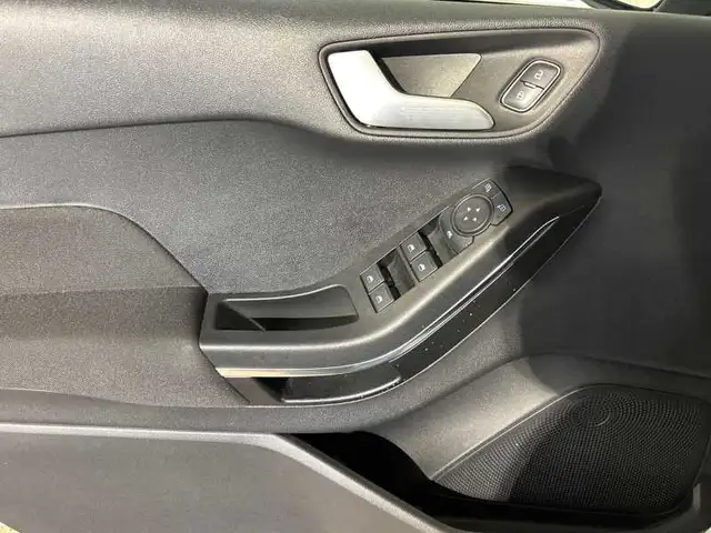 Ford Fiesta view 10