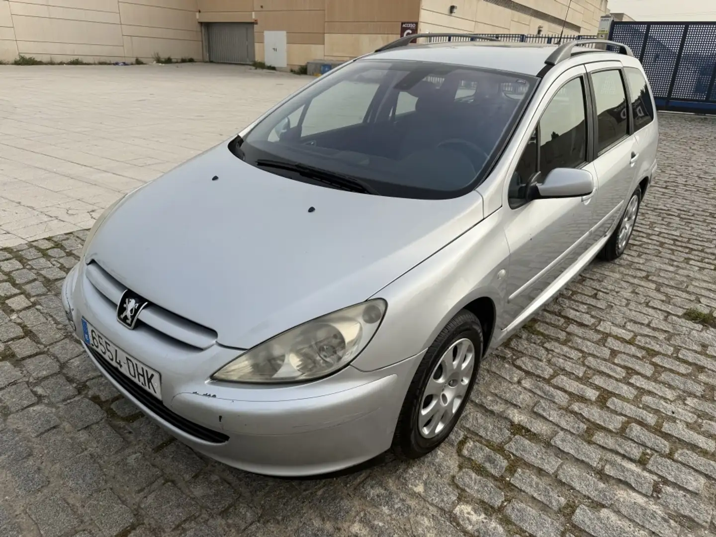 Peugeot 307 Break 1.6 XR Clim Plus Gris - 1