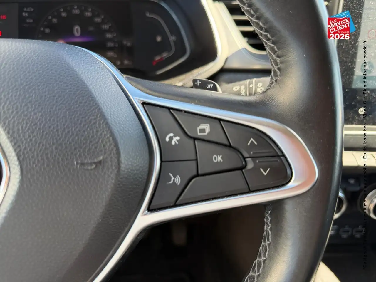 Renault Captur — photo 18