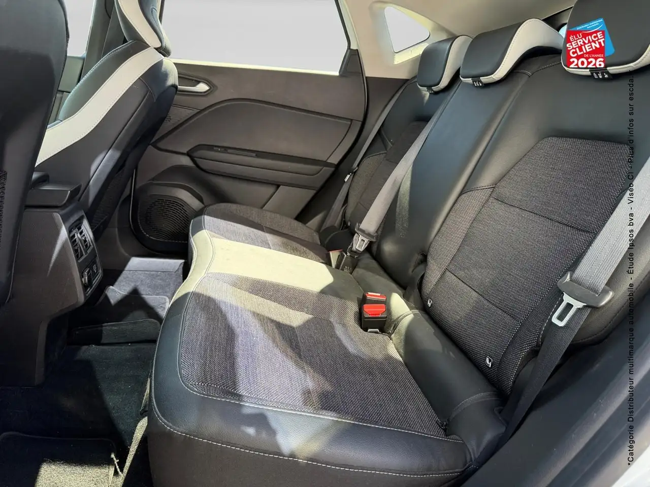 Renault Captur — photo 11