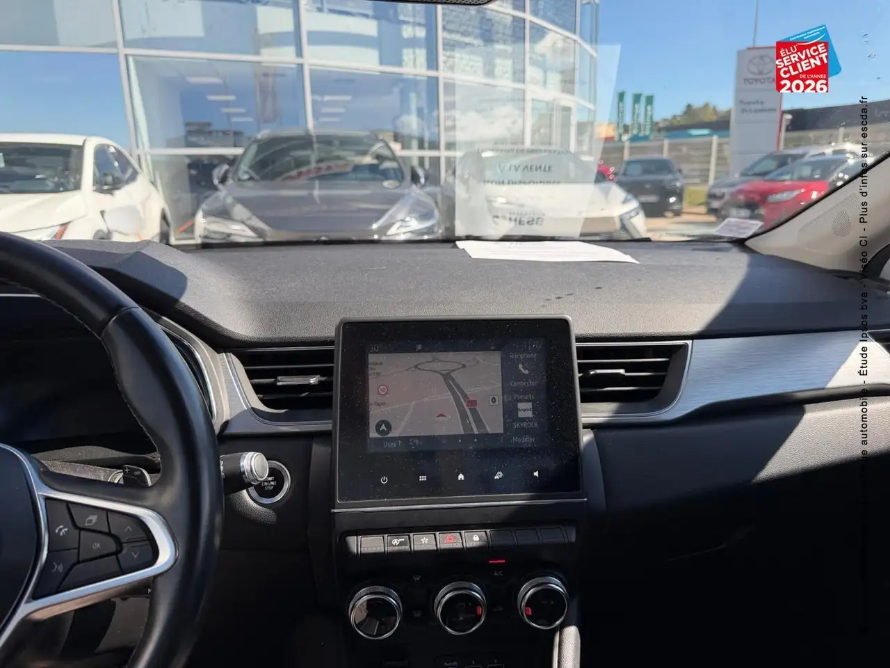 Renault Captur — photo 17