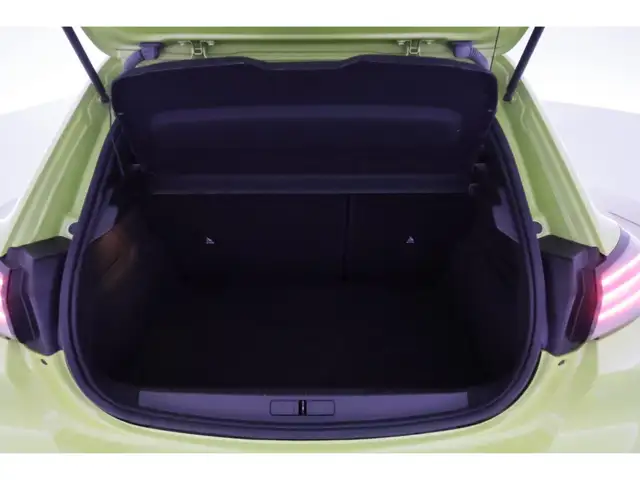 Peugeot 208 view 20