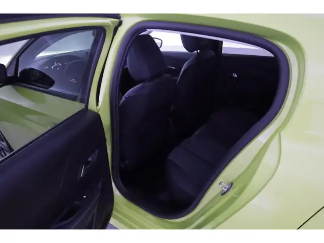 Peugeot 208 view 19