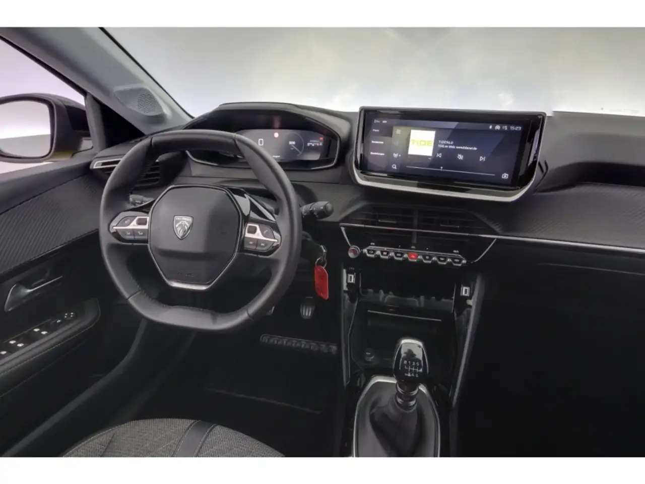 Peugeot 208 — photo 13 sur 21