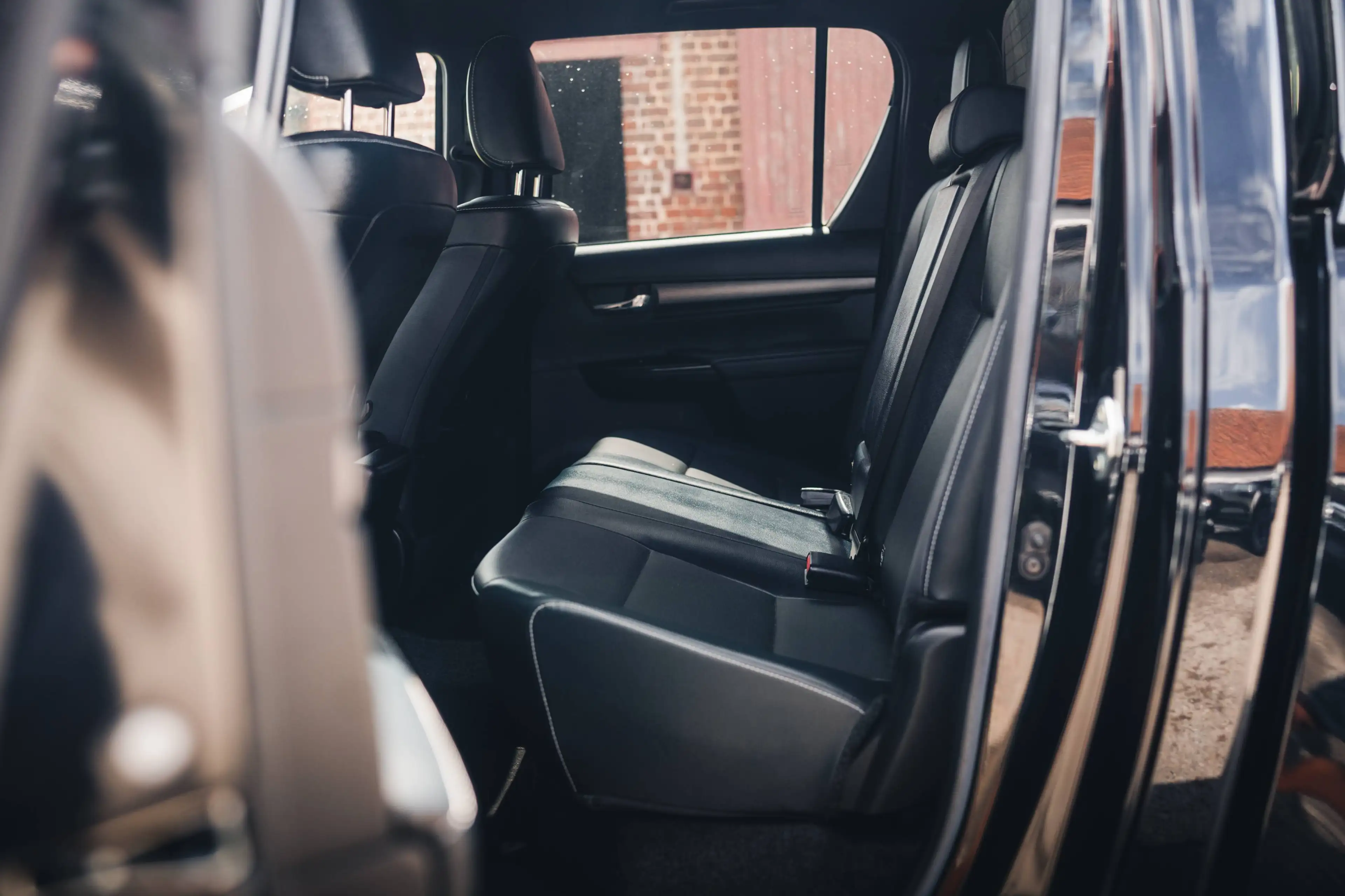 Toyota Hilux Invincible €41.250 EX VAT — photo 15