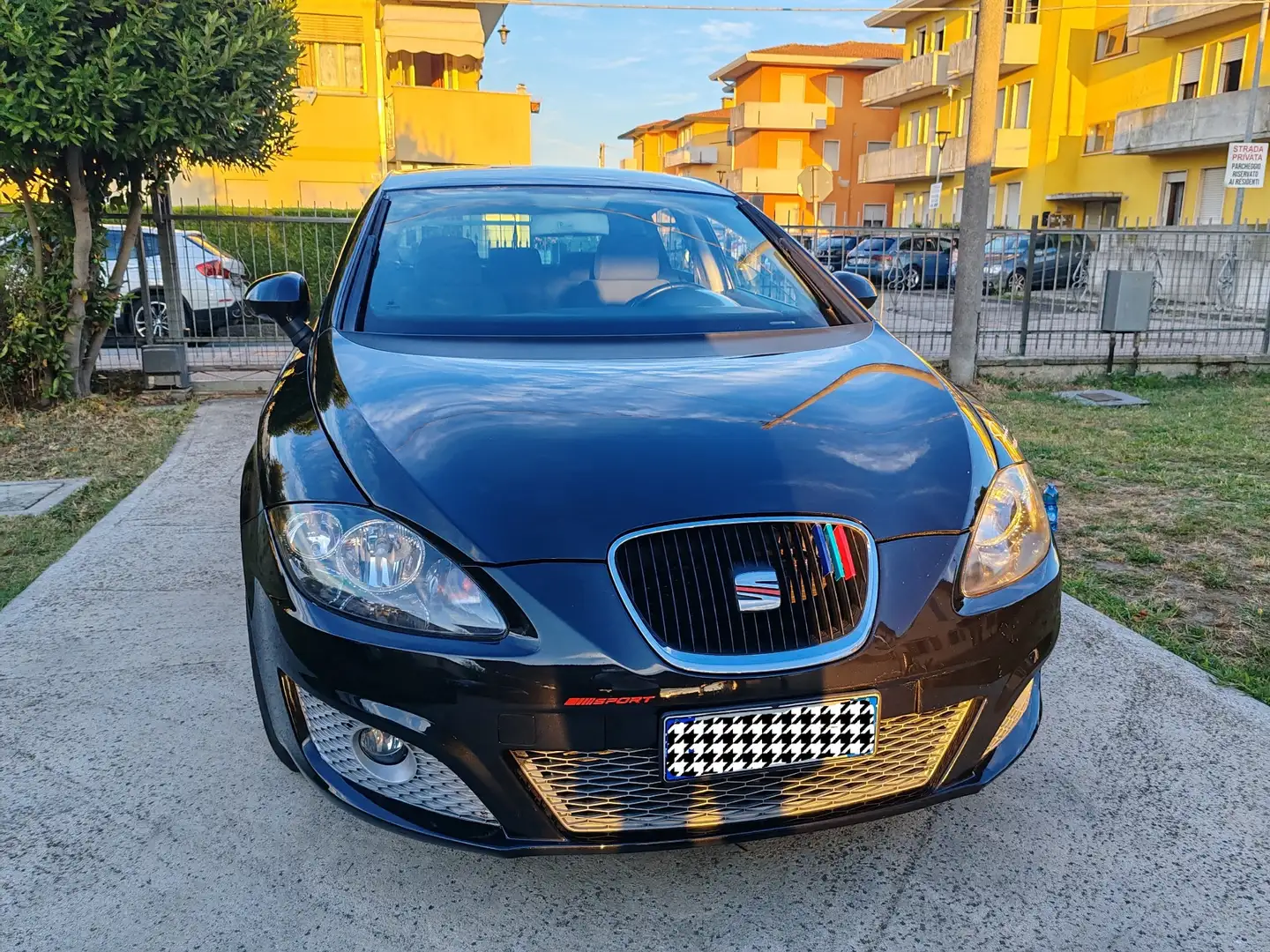 SEAT Leon 1.6  Sport bi-fuel GPL" 2010 - 2