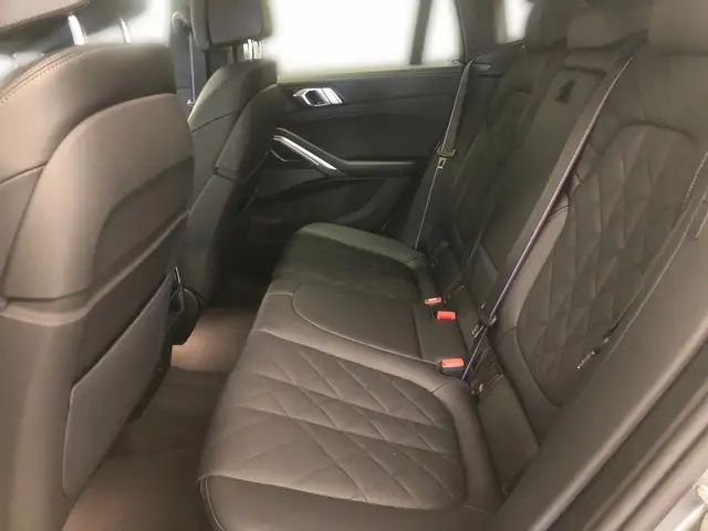 BMW X6 xDrive30d Ansicht 7