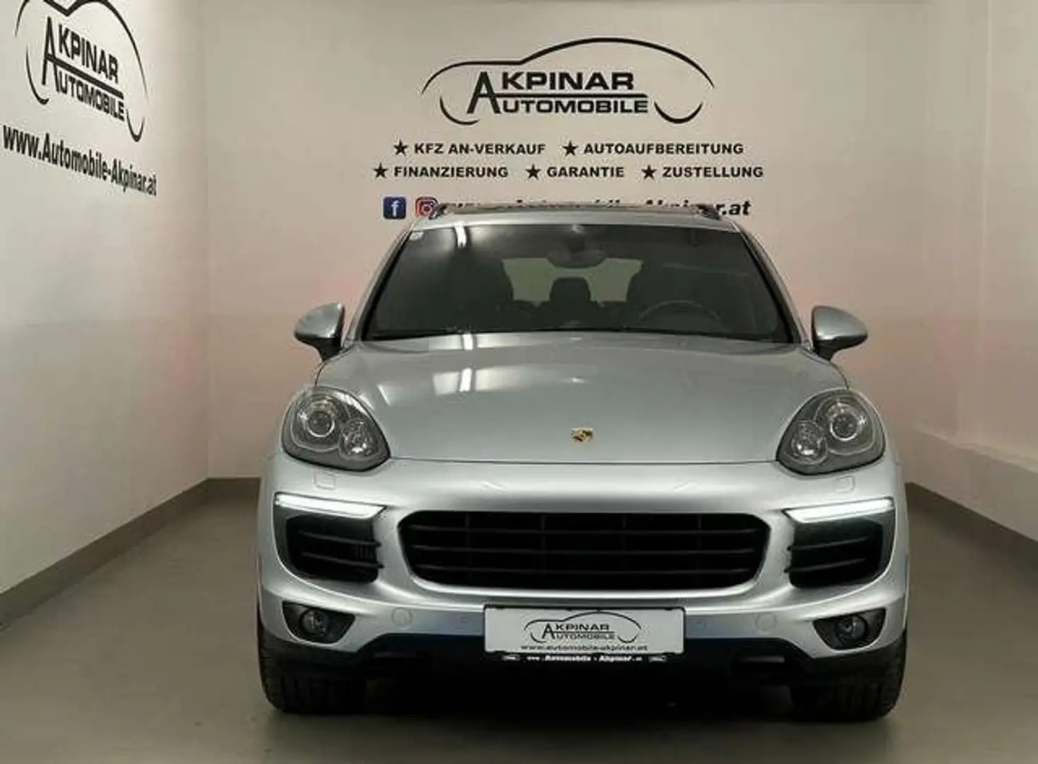 Porsche Cayenne Diesel Platinum Edition APPROVED GARANTIE 2/2025 Gris - 2