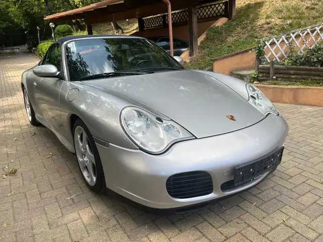 Porsche 996