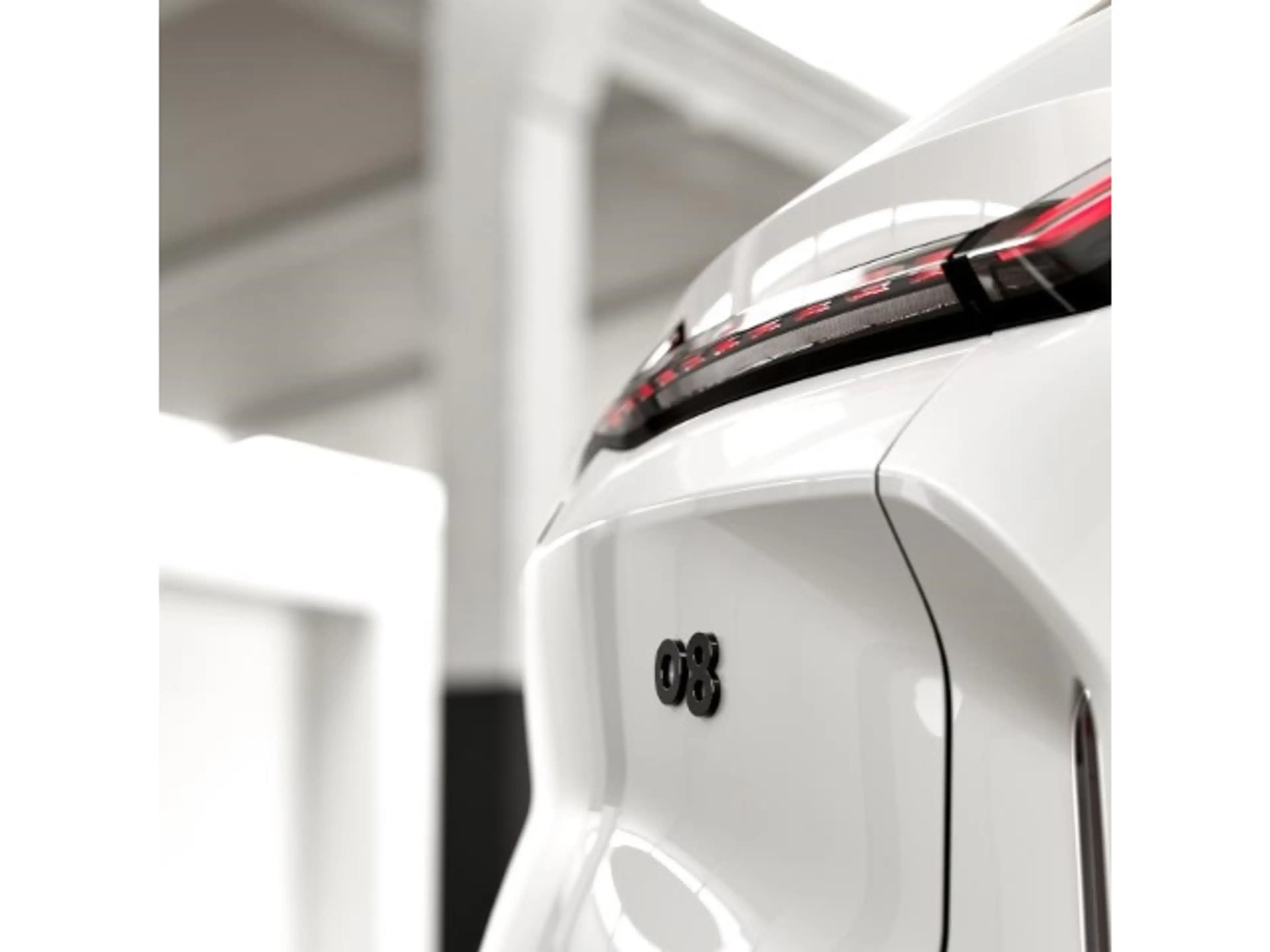 Lynk & Co 08 MORE / SHZ / Kamera / NAVI / ACC / LED / BARKAUF A — photo 7
