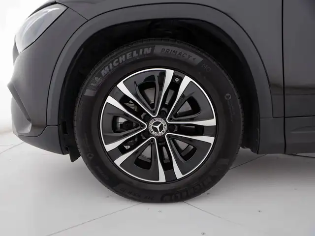 Mercedes-Benz Gla view 7