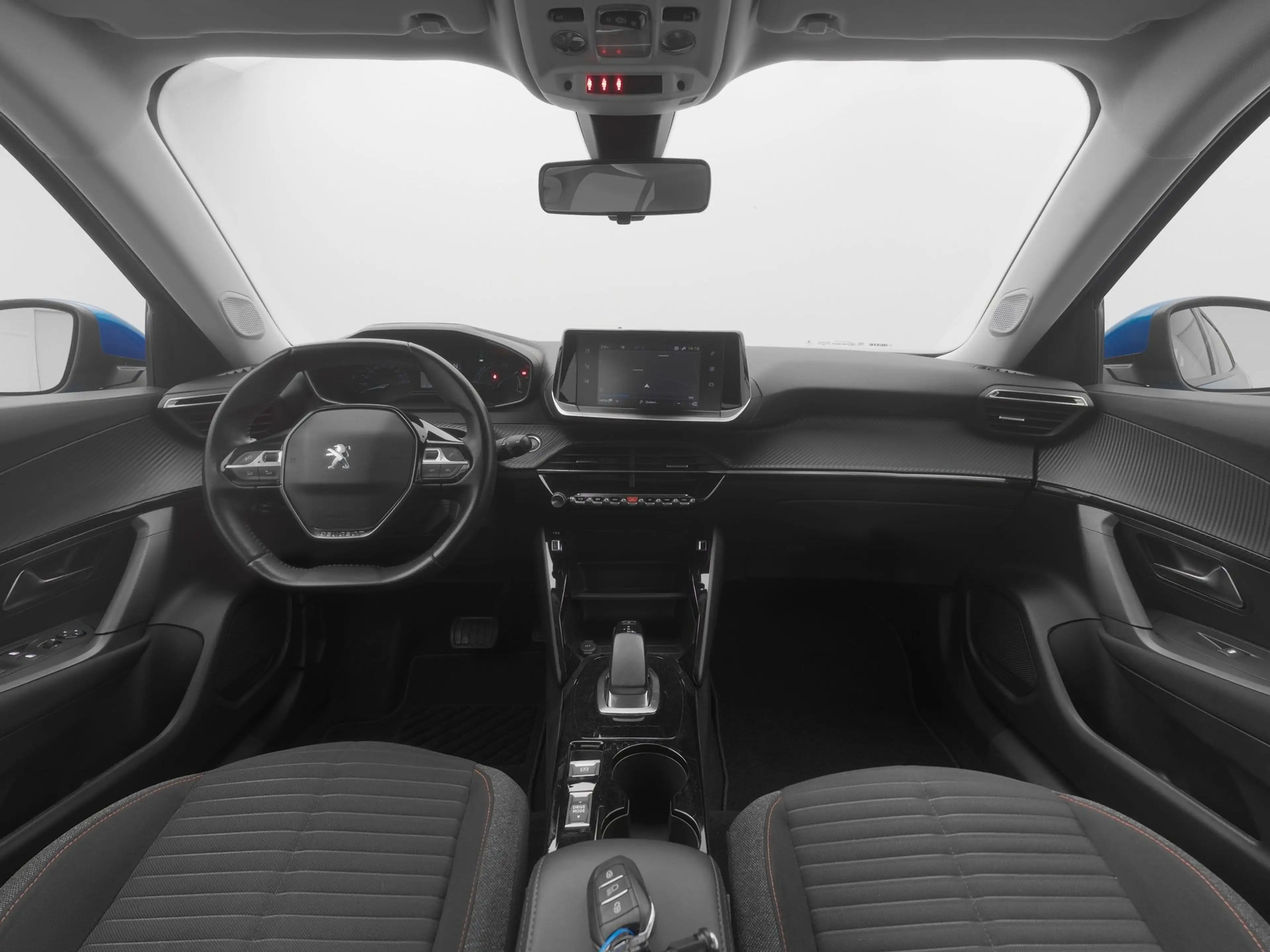 Peugeot e-2008 EV Active 50 kWh | NAVI | CARPLAY — photo 3