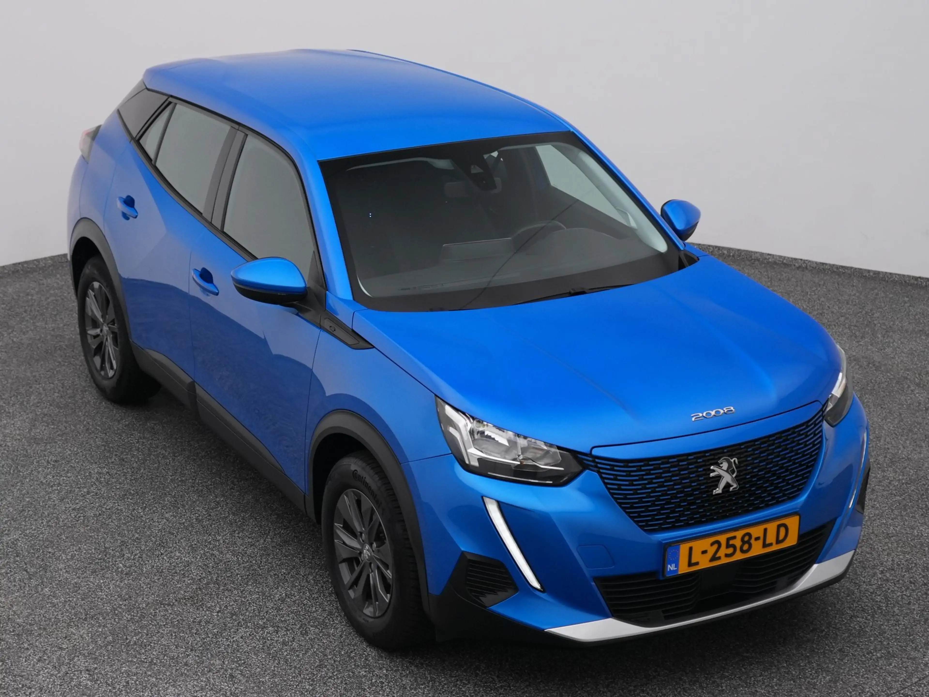 Peugeot e-2008 EV Active 50 kWh | NAVI | CARPLAY — photo 25