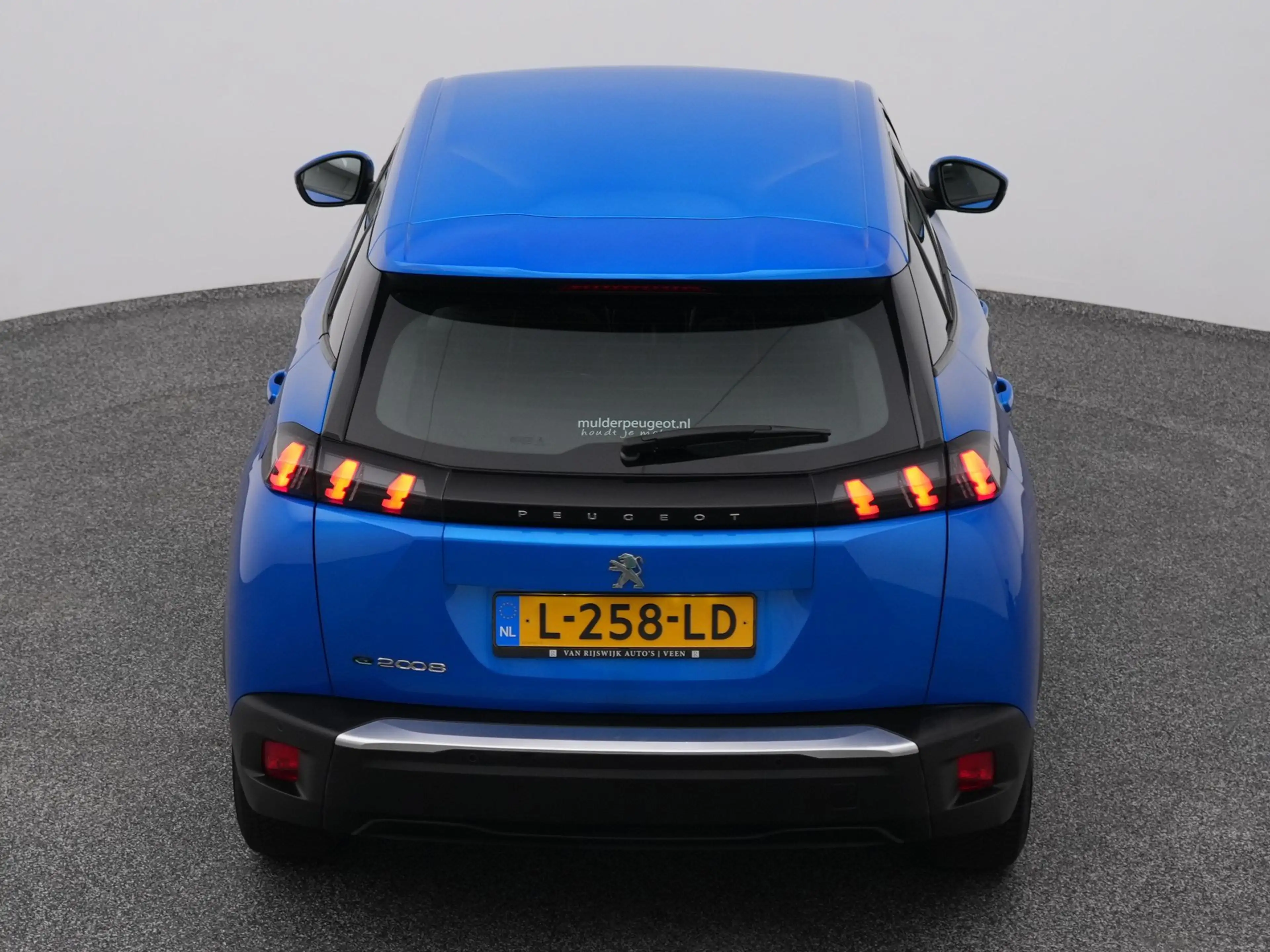 Peugeot e-2008 EV Active 50 kWh | NAVI | CARPLAY — photo 29