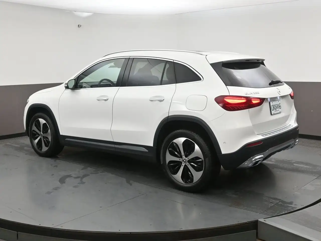 Mercedes-Benz GLA photo Mercedes-Benz GLA