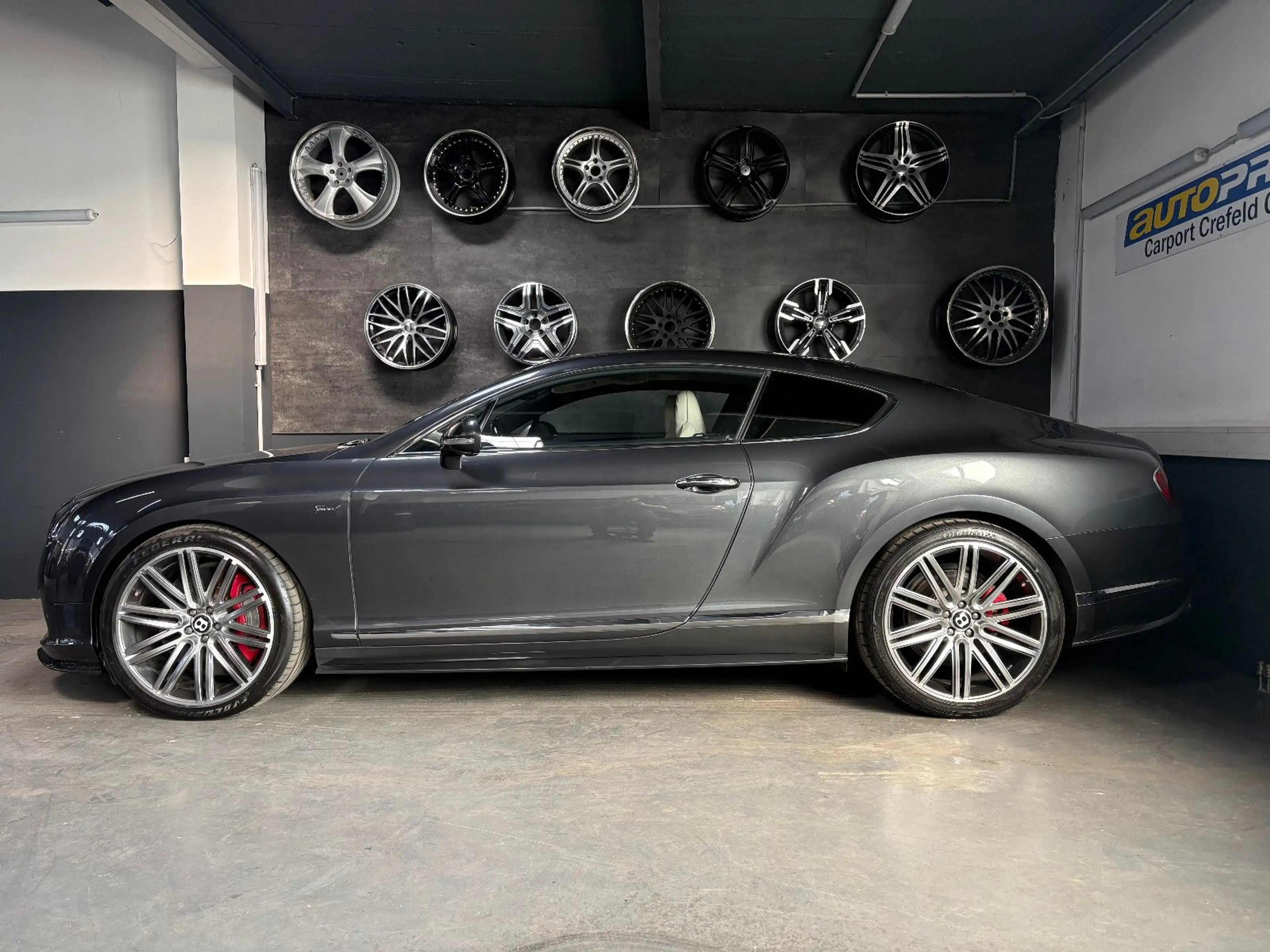 Bentley Continental GT 6.0 W12 Speed 4WD Automatik — photo 4