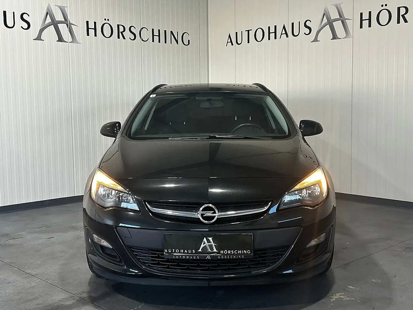 Opel Astra 1,4 Ecotec Cool&Sound Schwarz - 2