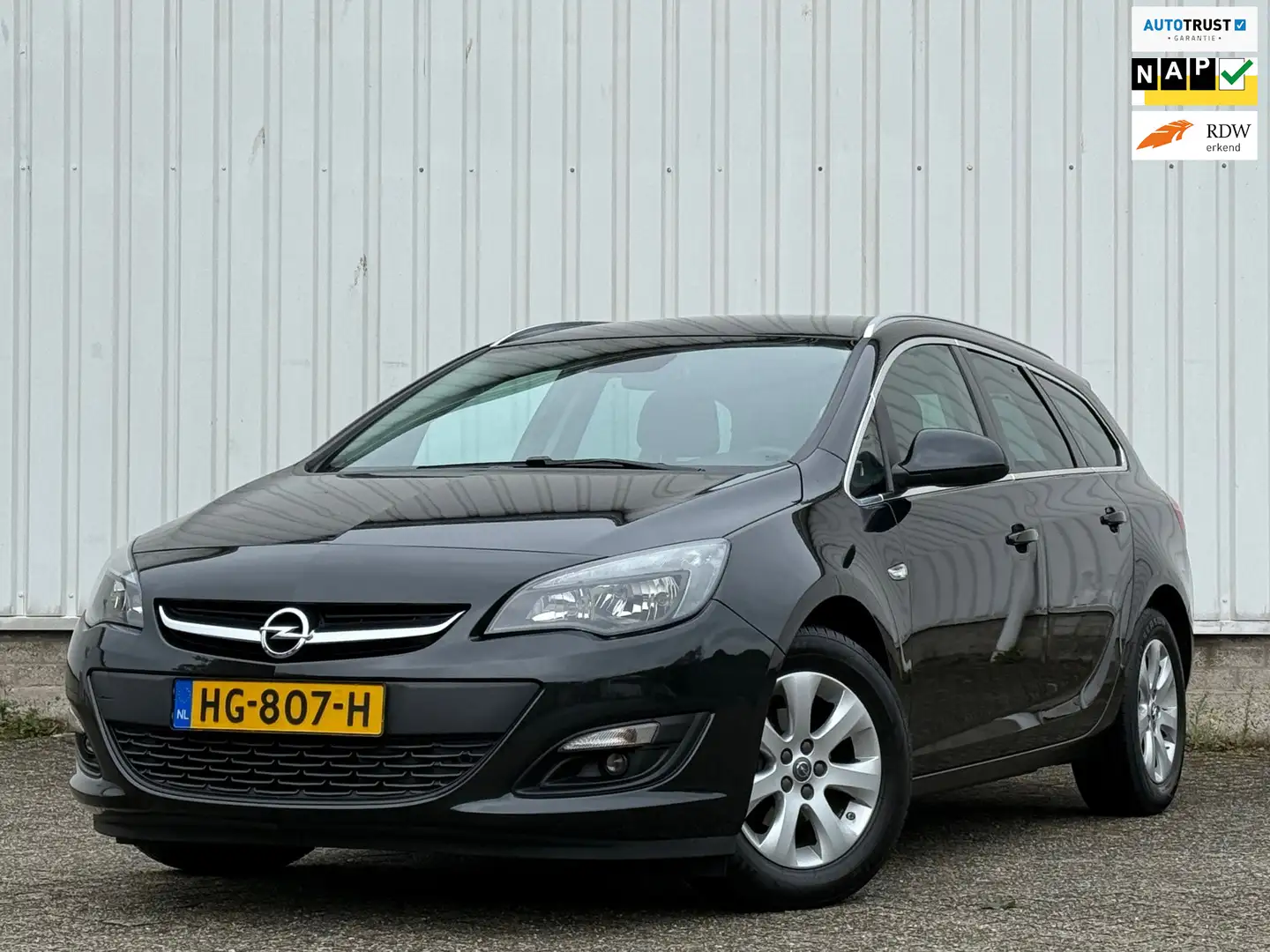 Opel Astra Sports Tourer 1.4 Turbo Business + Trekhaak,Navi,C Schwarz - 1