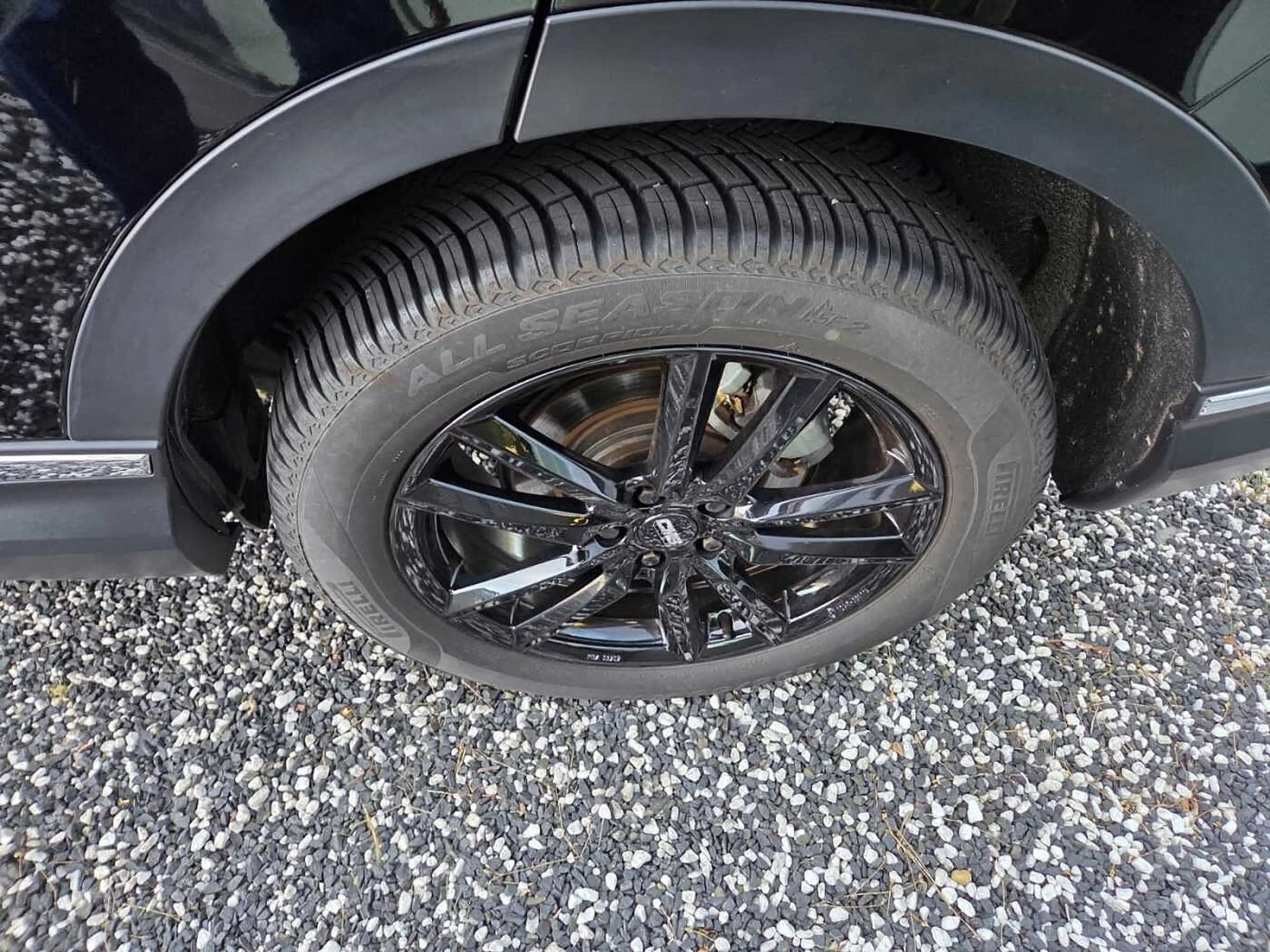 Honda CR-V Hybrid e:HEV 2.0 i-MMD 4WD Lifestyle — photo 28