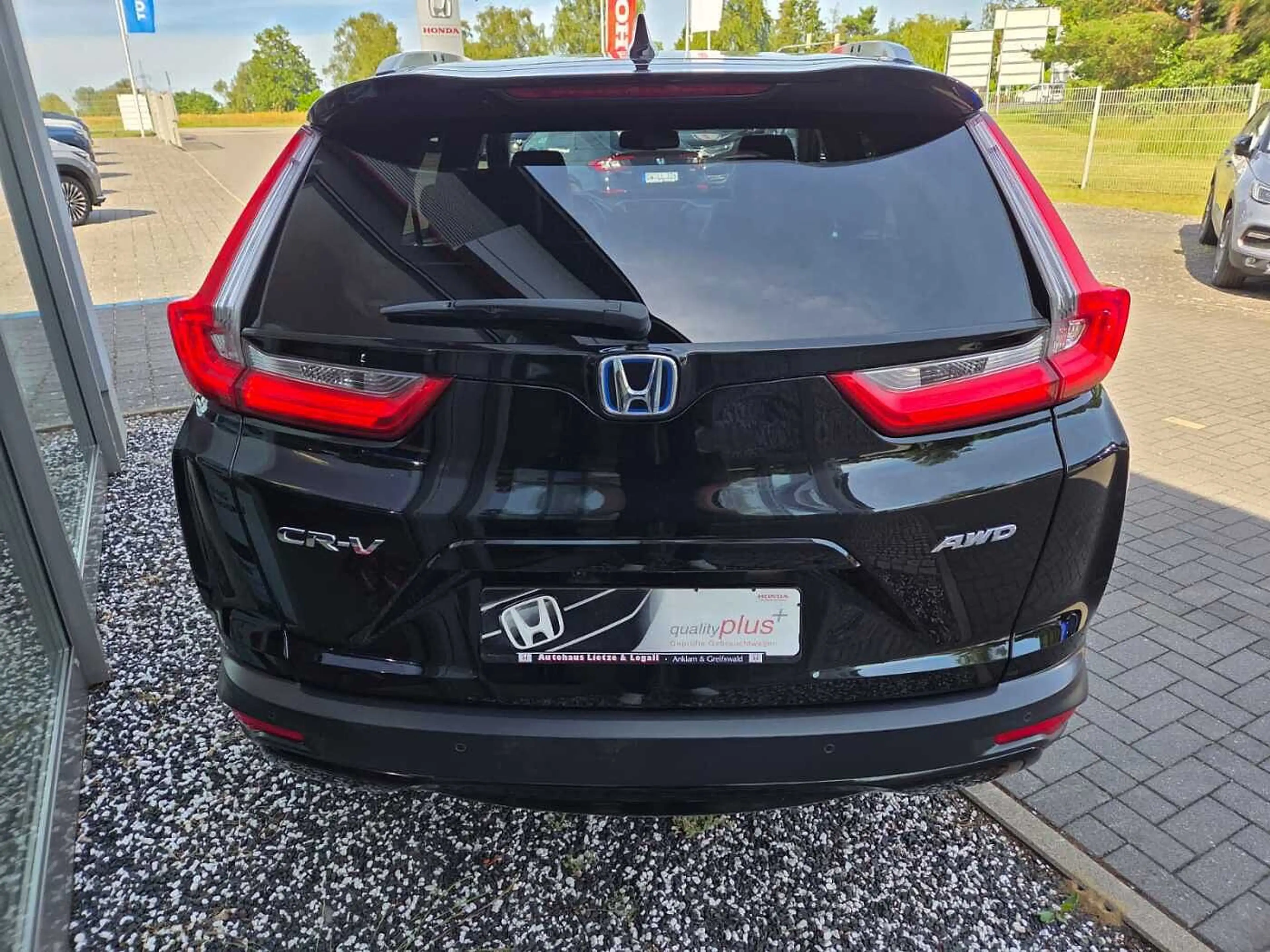 Honda CR-V Hybrid e:HEV 2.0 i-MMD 4WD Lifestyle — photo 8