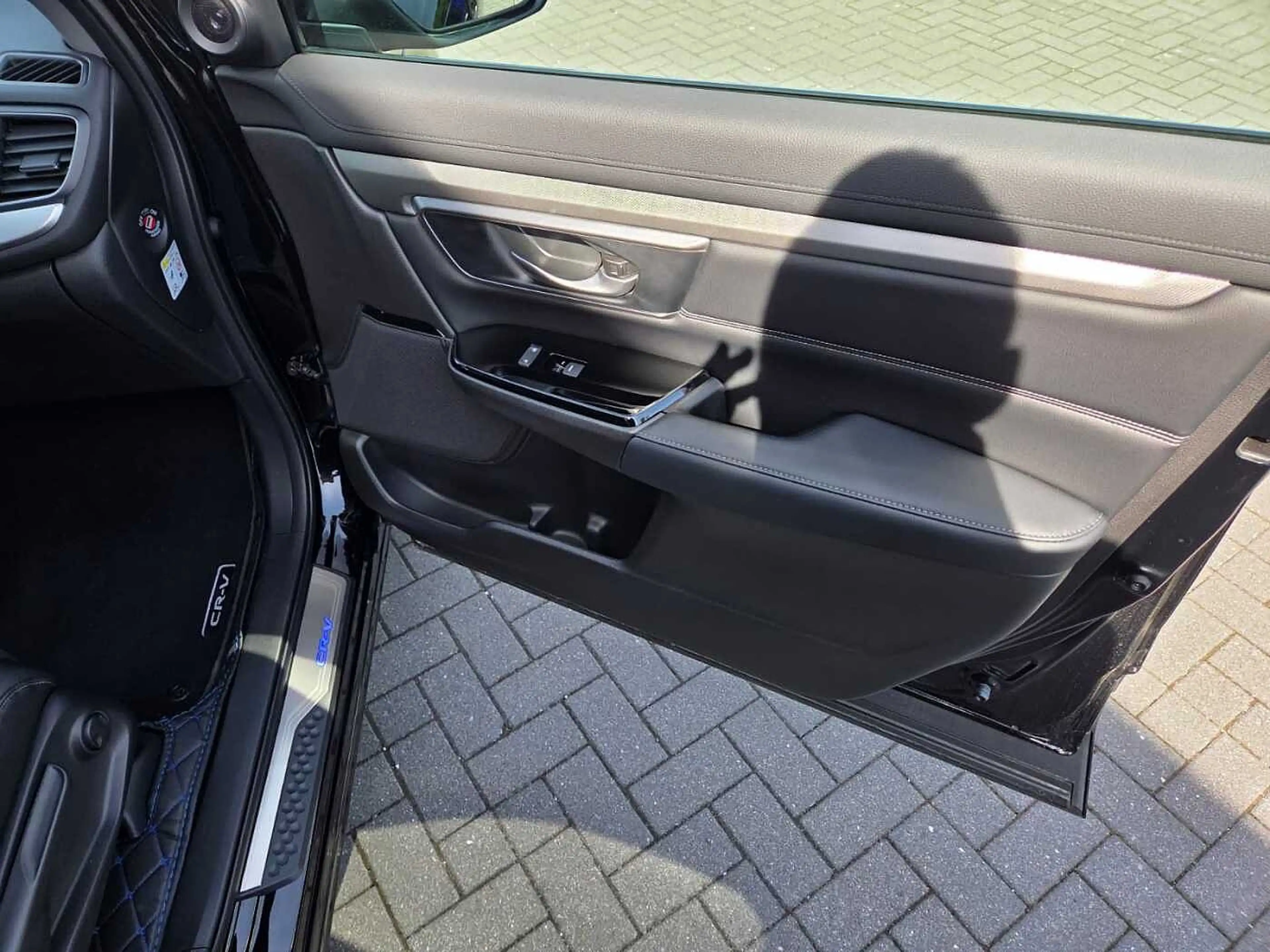 Honda CR-V Hybrid e:HEV 2.0 i-MMD 4WD Lifestyle — photo 17