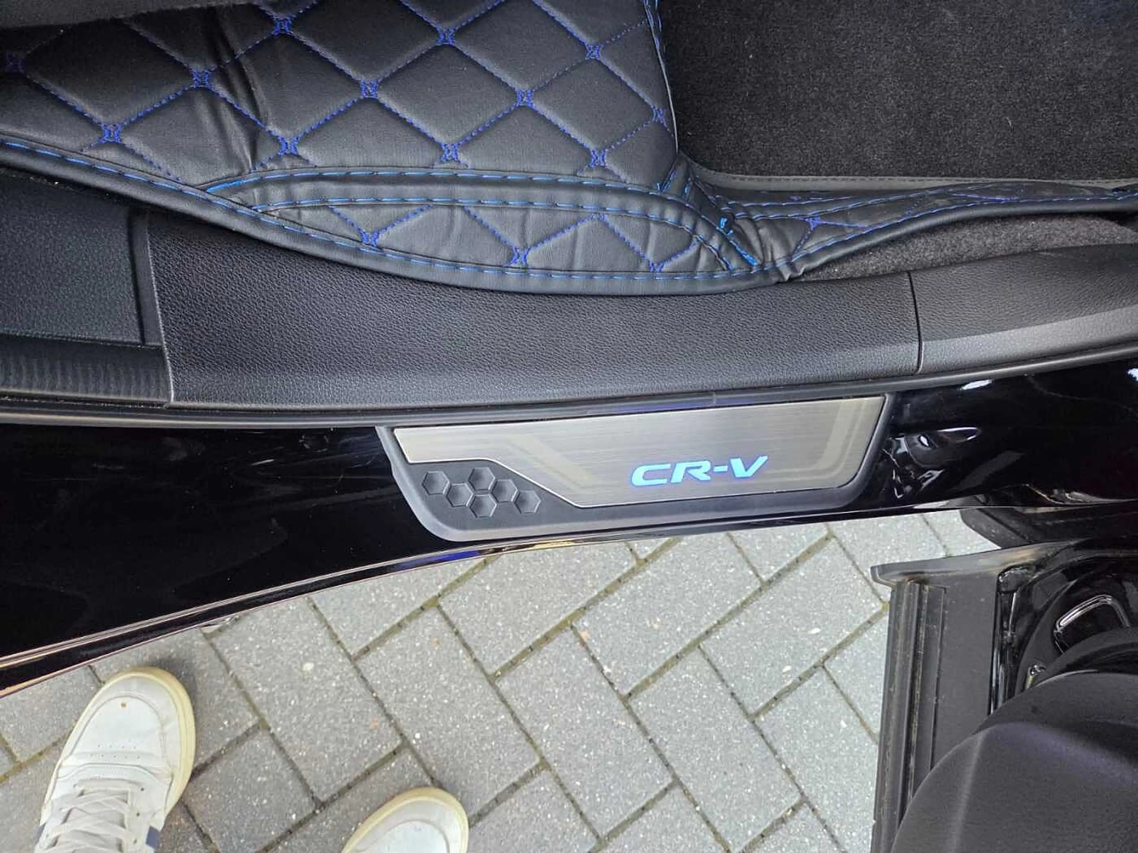 Honda CR-V Hybrid e:HEV 2.0 i-MMD 4WD Lifestyle — photo 13