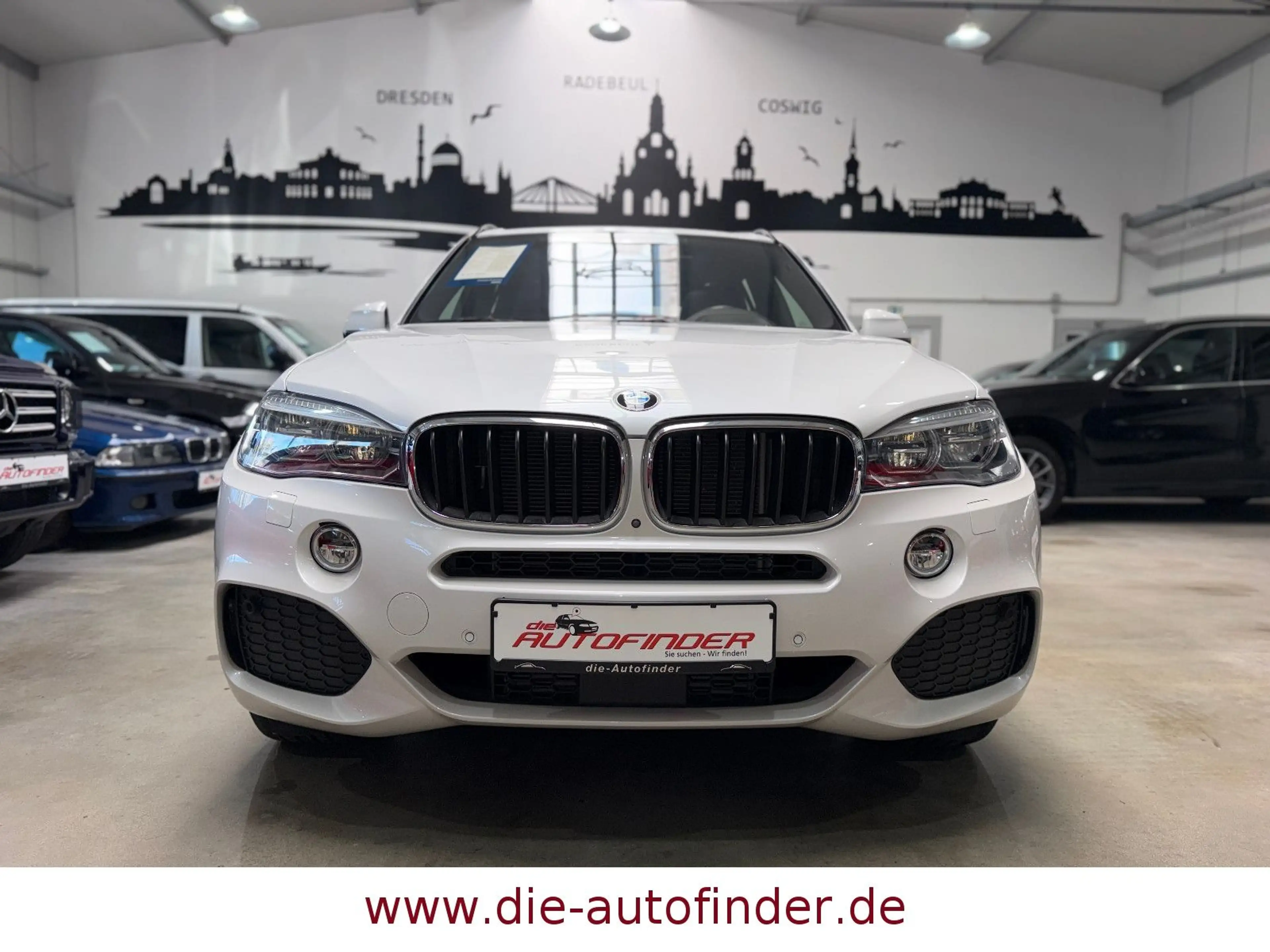 BMW X5 xDrive35i M-Paket LED,Navi,ACC,AHK,360°Pano.. — photo 5