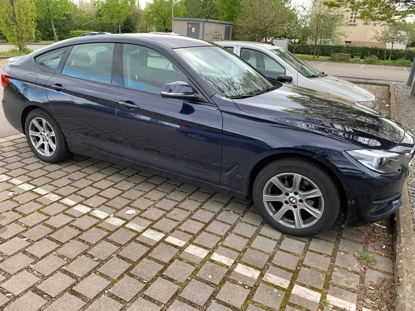 BMW 318 Gran Turismo Noir - 2