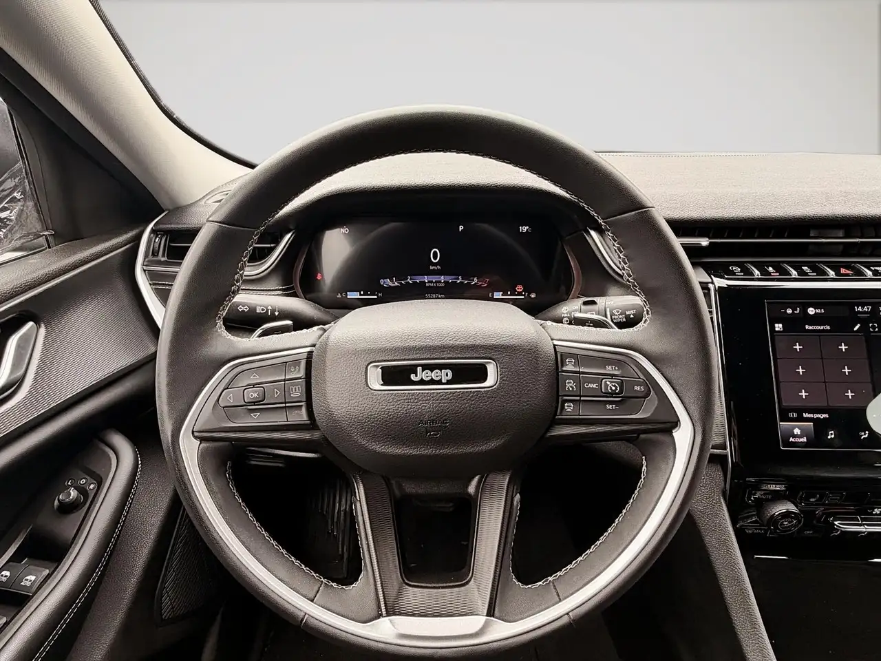 Jeep Grand Cherokee снимка Jeep Grand Cherokee