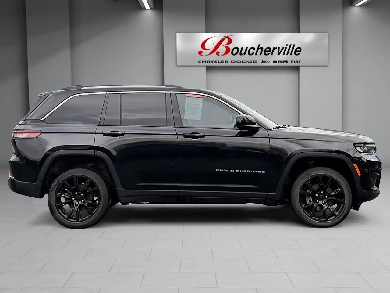 Jeep Grand Cherokee снимка Jeep Grand Cherokee